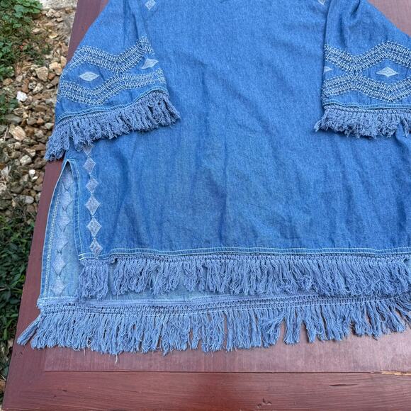 Bleu Bayou Women's Denim Fringe Tunic Top - Size XL - Picture 2 of 7